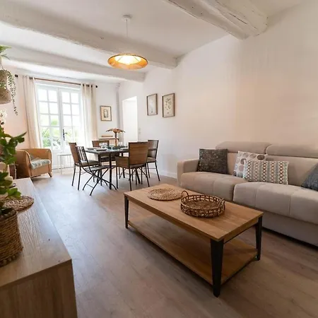 Jolie Maison Avec Jardin, A 500m De La 度假居 *