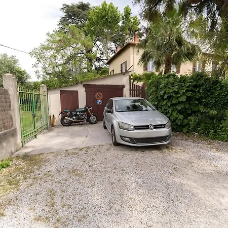 Jolie Maison Avec Jardin, A 500m De La Сasa de vacaciones